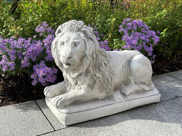 Steinfigur Löwe Löwen 60cm Gartenfigur Figur Steinlöwe Steinkunst
